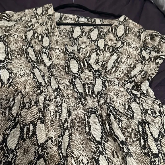 Python jumpsuit - Picture 2 of 5